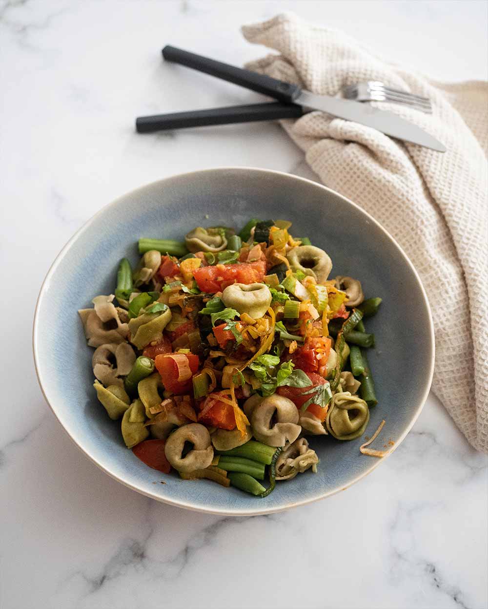 Tortellini with Tomato Pesto